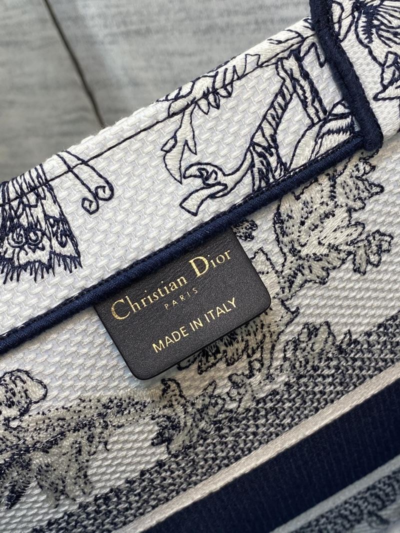 Christian Dior Shopping Bags